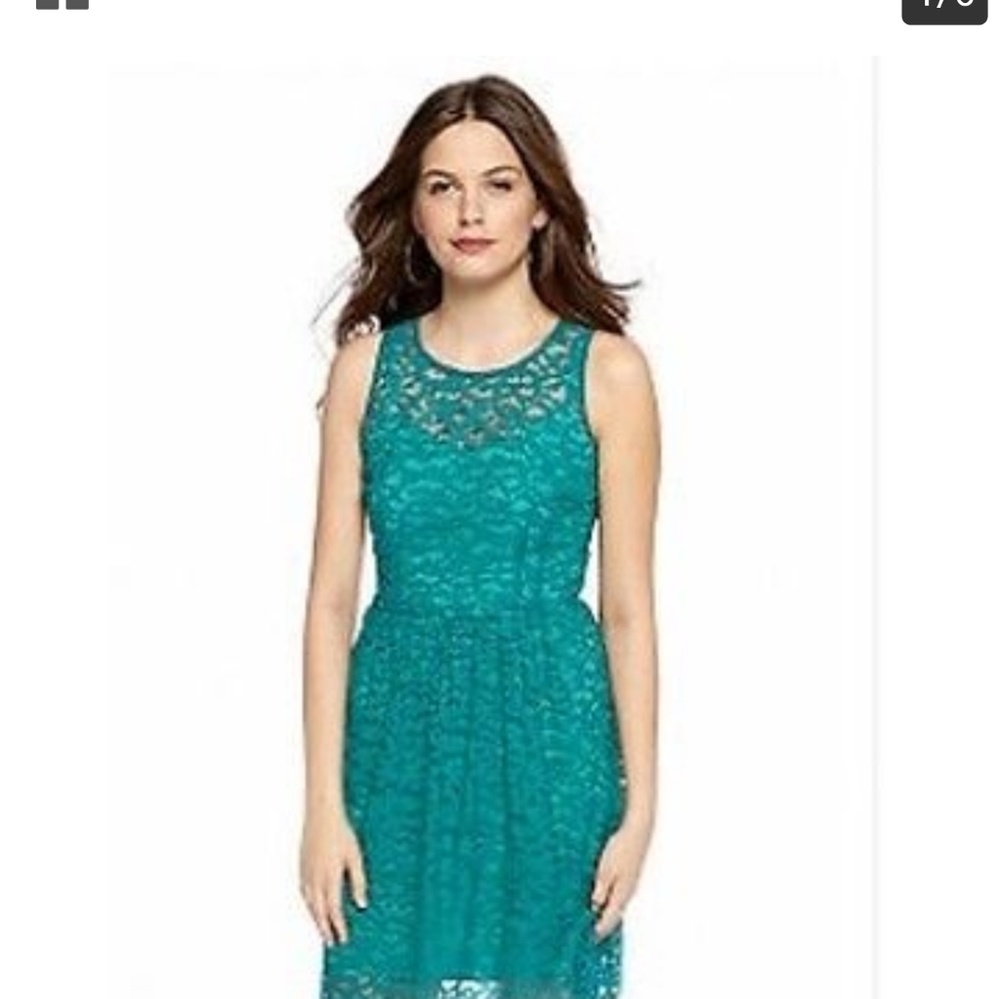 Donna Ricco Lace Dress